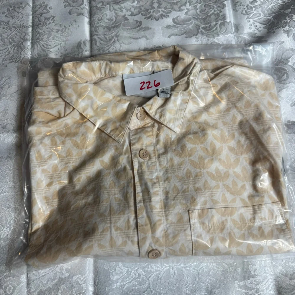 Men's Adidas Casual Button Down Shirt S Beige White